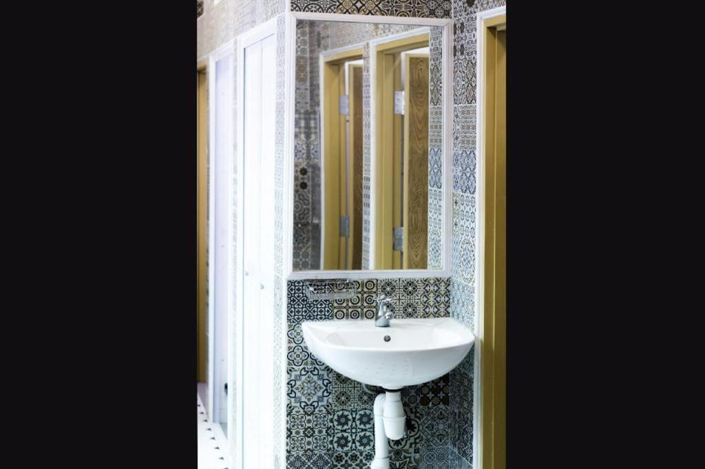 Hostel Capsule@hive Bugis